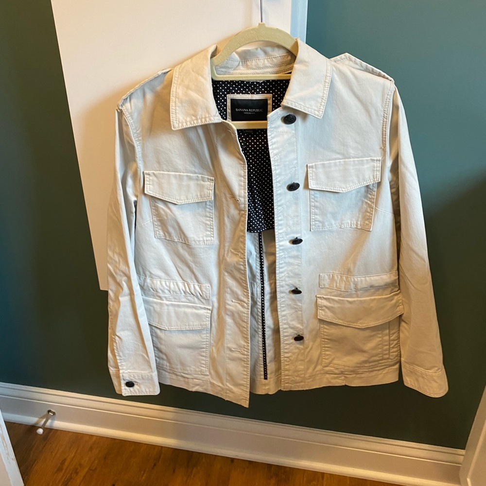 Short Jacket - Picture 2 of 2